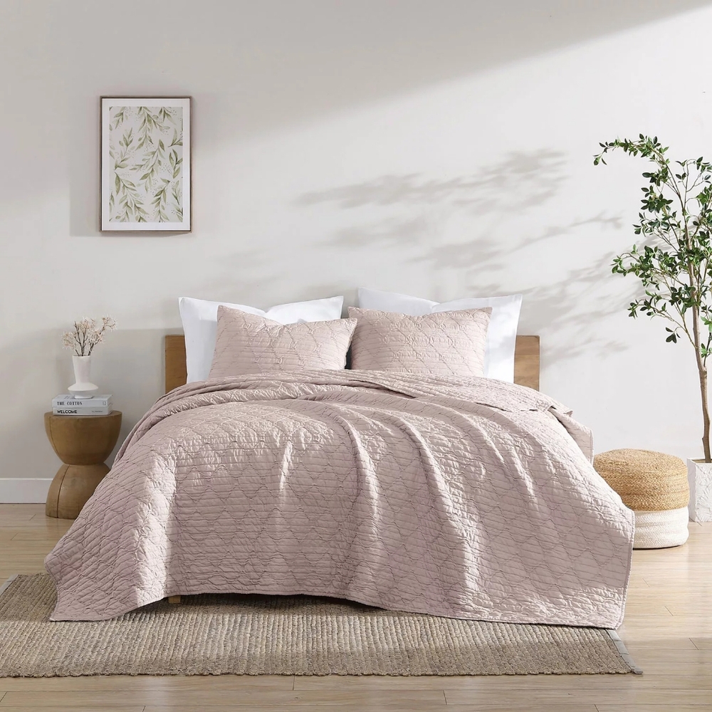 3 Pc. Social Standard by Sanctuary Seersucker Quilt Set, Full/Queen